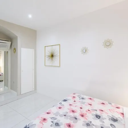 Grandapartments Via Toledo Naples